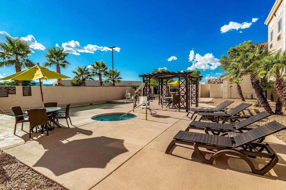 Comfort Inn Tucson Central photo 25