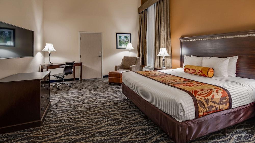Best Western Plus Battle Ground Inn & Suites photo 14