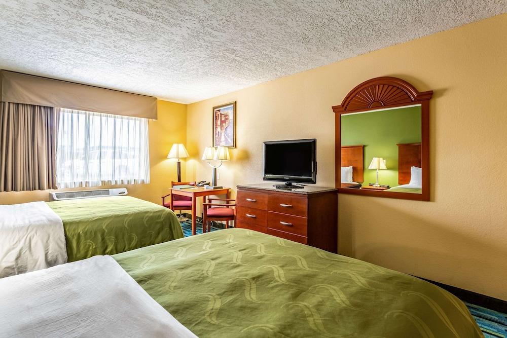 Quality Inn Los Lunas - Albuquerque South photo 16