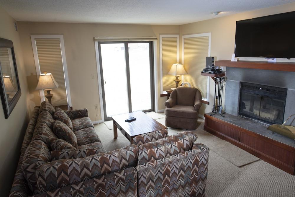 Mountain Lodge at Okemo, A Vail Resorts Property photo 74
