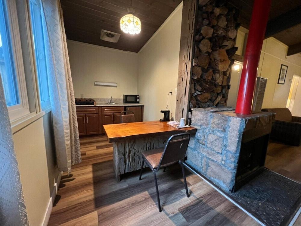 Studio 9 Big Bear photo 13