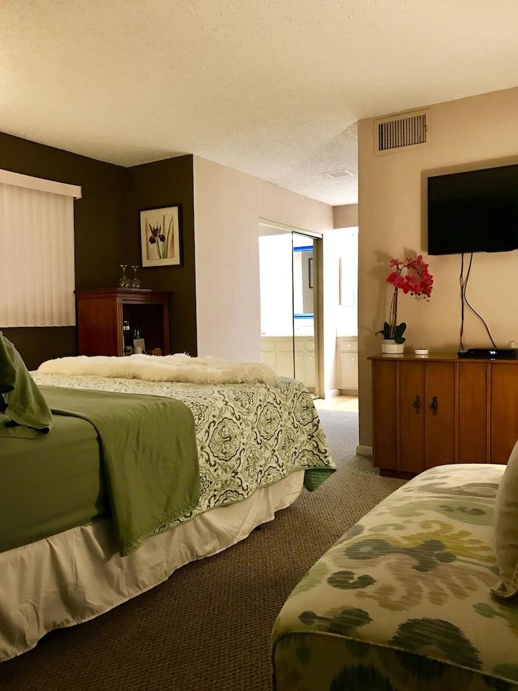 The Village Palm Desert photo 28