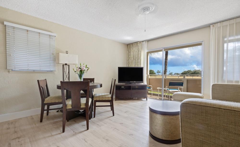 Plantation Hale Suites photo 14