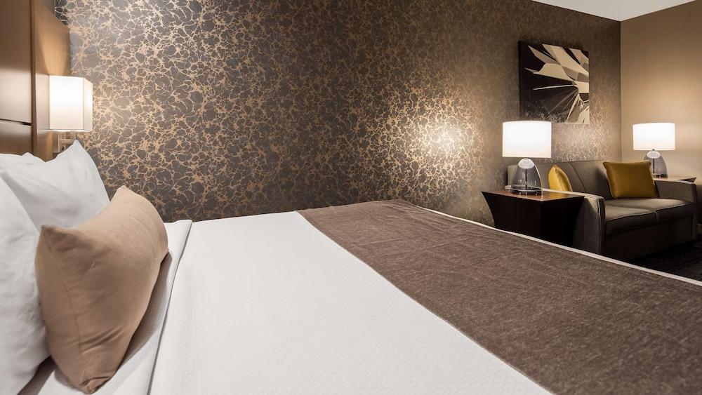Best Western Plus Coalinga Inn photo 10