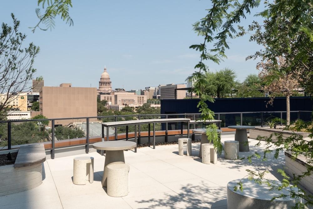 Kasa at The Waller Austin photo 37