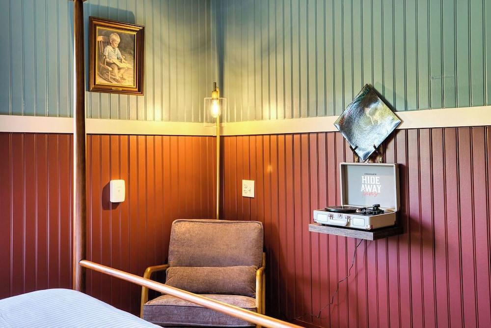 Hideaway Inn Mt.Sunapee photo 26