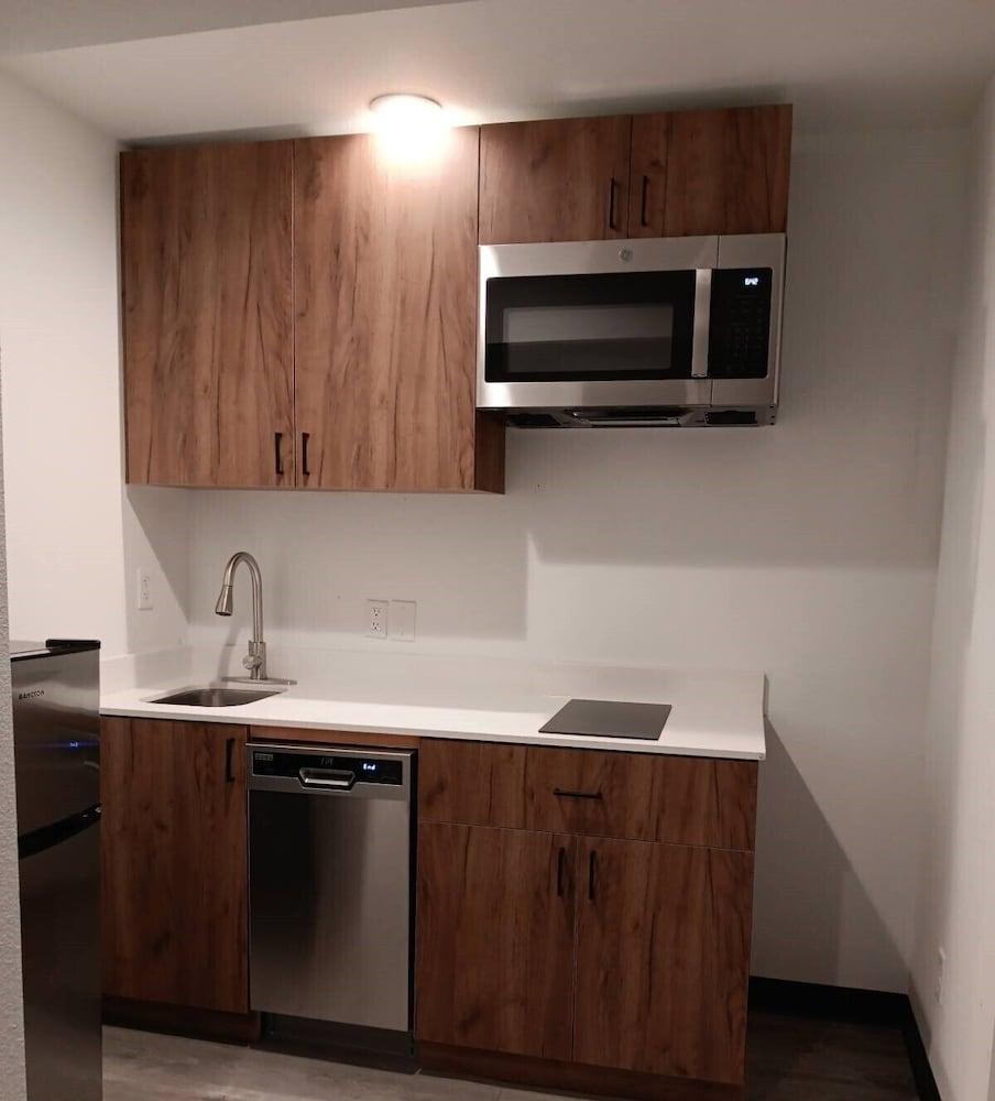 StateLine Stayovers Extended Stay Hotel photo 8