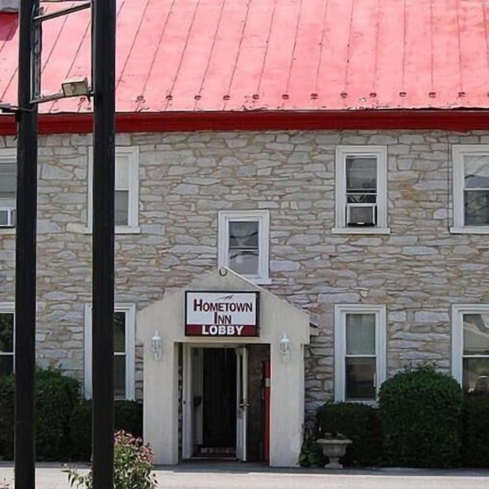 Hometown Inn Staunton photo 28