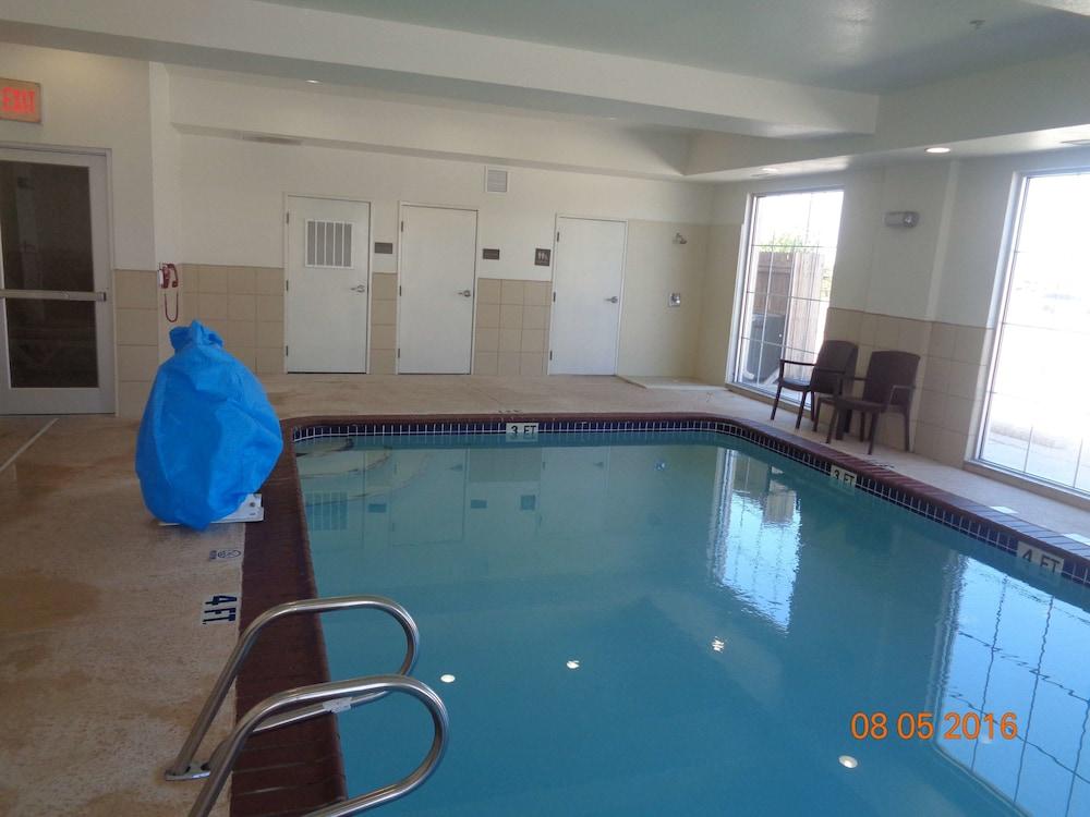 Comfort Inn Midland South I-20 photo 31