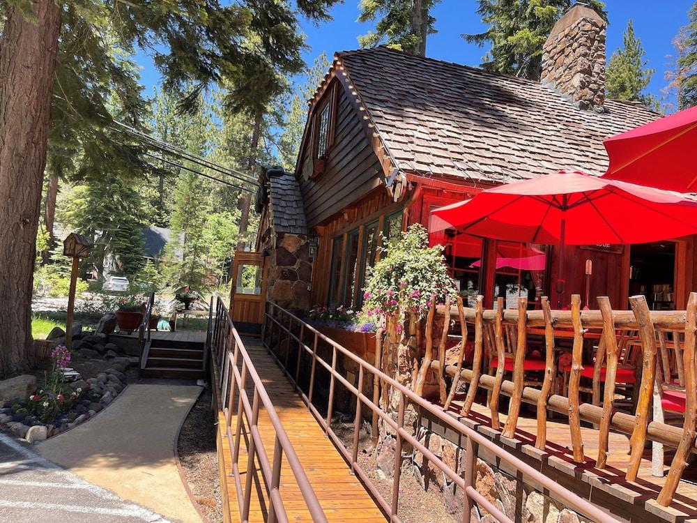 The Cottage Inn photo 4