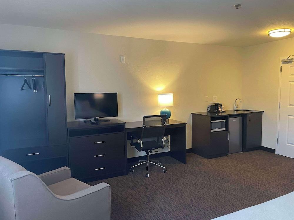 Suburban Studios Melbourne Airport photo 16