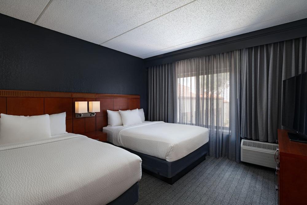 Courtyard by Marriott San Antonio Downtown/Market Square photo 5