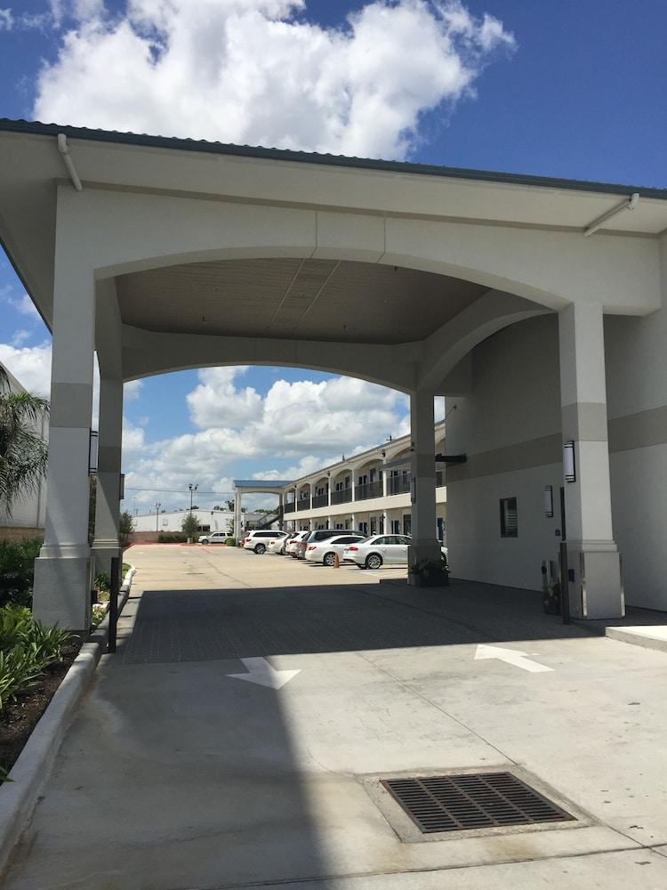 Palace Inn Gulfgate photo 2