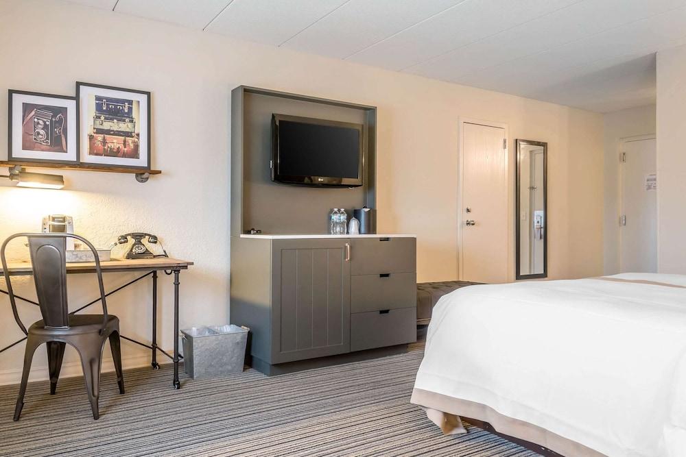 enVision Hotel St. Paul South photo 20