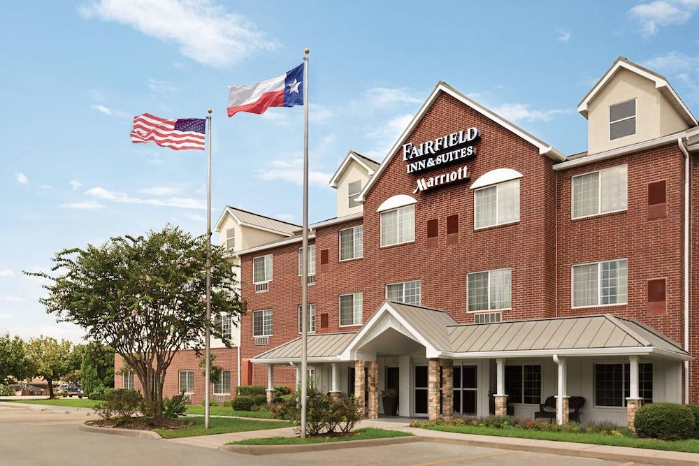 Fairfield Inn & Suites Houston The Woodlands photo 12