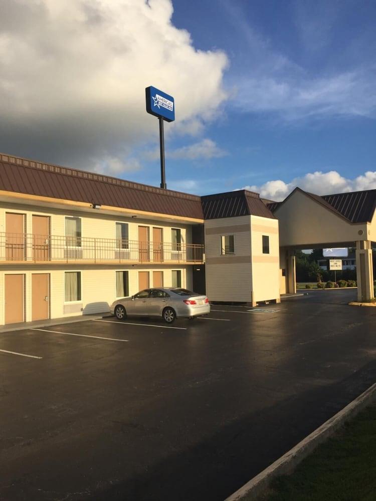 Americas Best Value Inn Manchester, TN photo 22