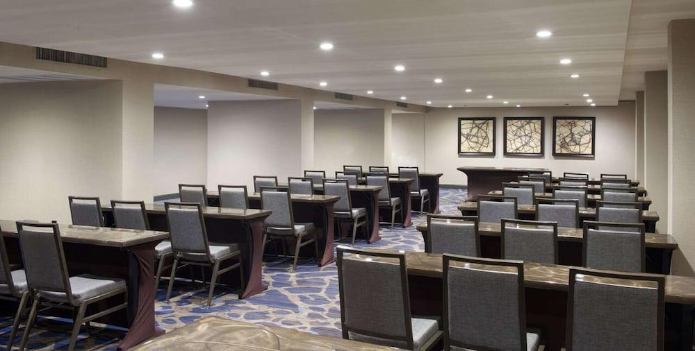 Hampton Inn Parsippany photo 60