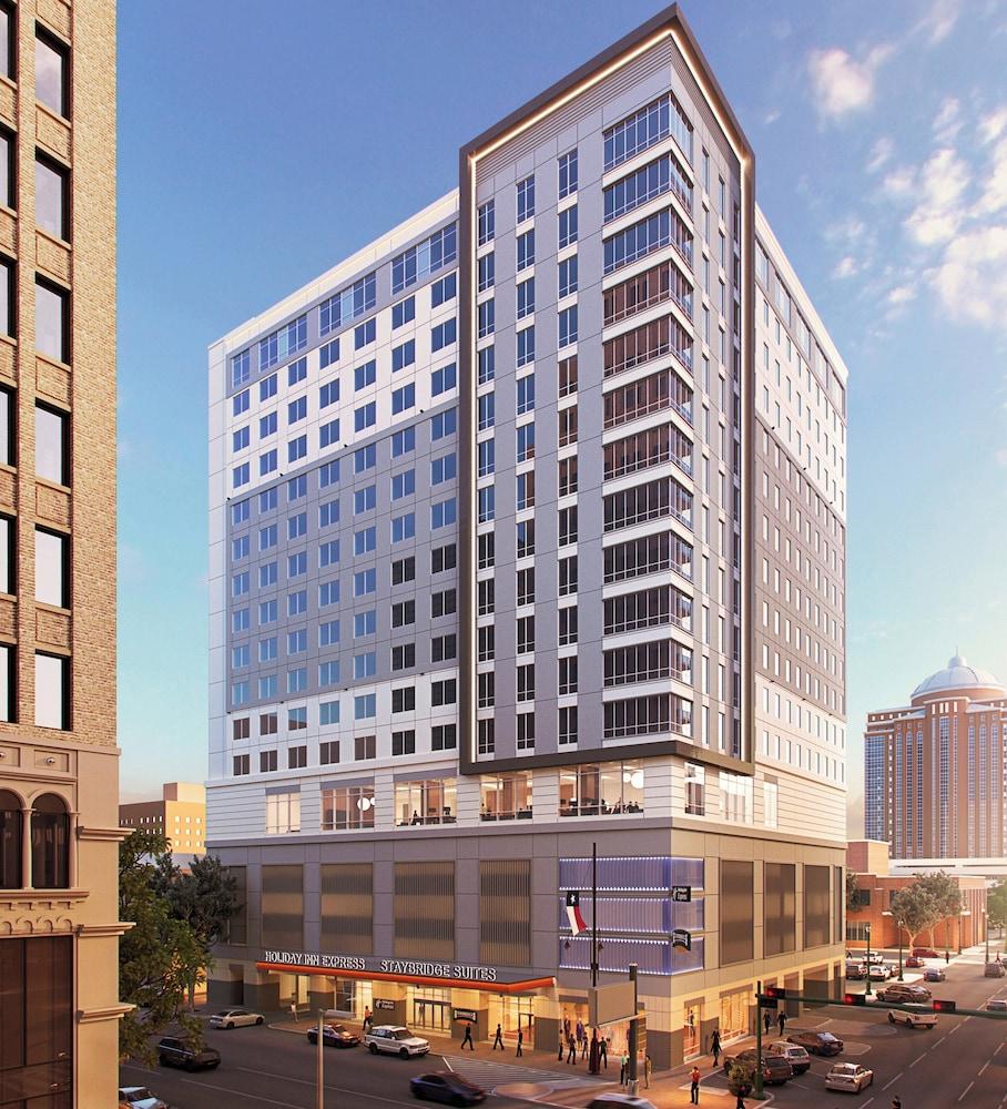 Holiday Inn Express Houston Downtown by IHG photo 1
