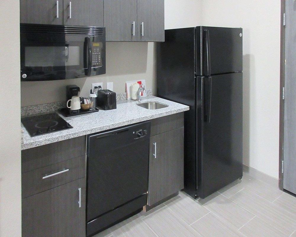 MainStay Suites Odessa I-20 photo 10