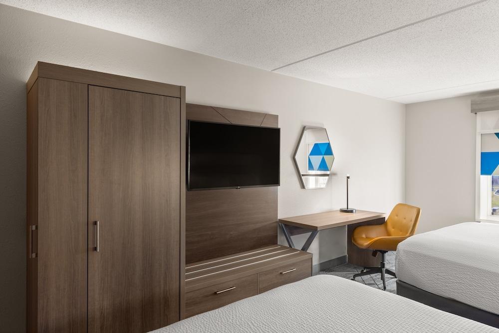 Holiday Inn Express Hotel & Suites Danbury - I-84 by IHG photo 30