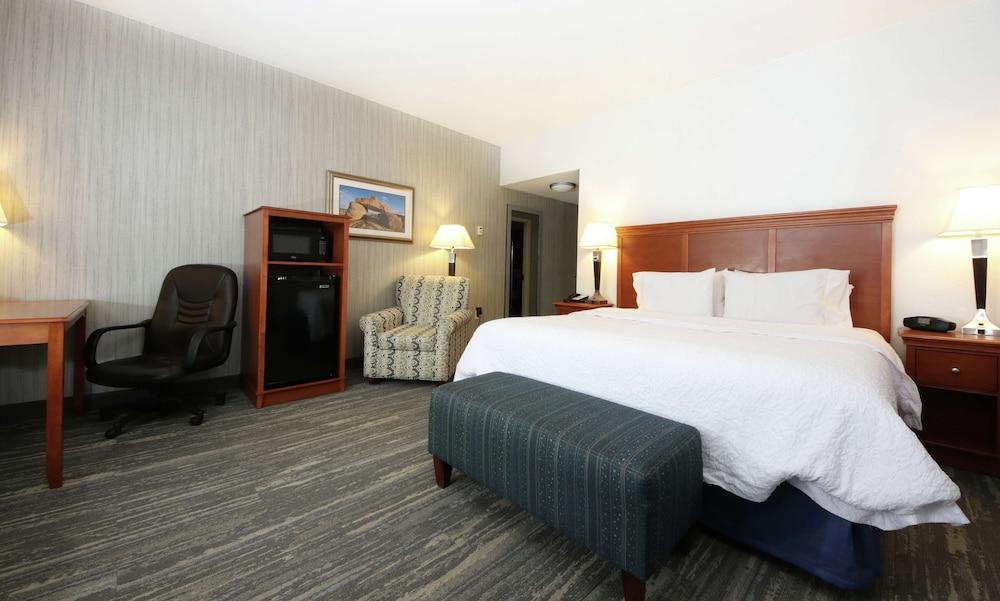 Hampton Inn Ellsworth/Bar Harbor photo 13