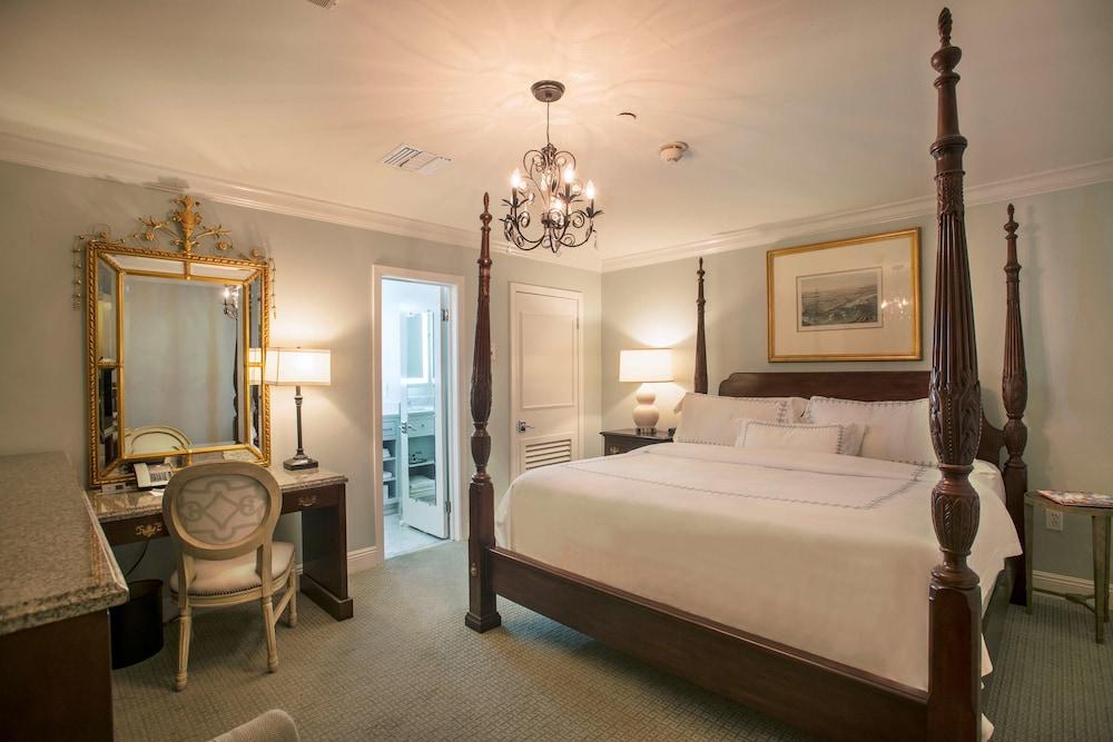 Bienville House photo 14