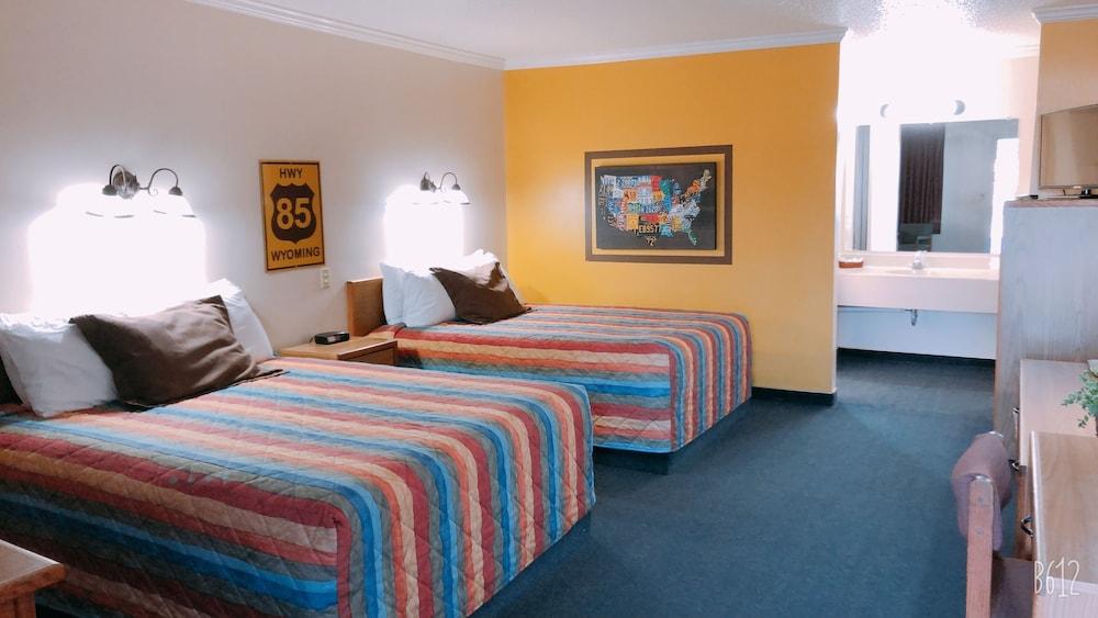 Covered Wagon Motel photo 5