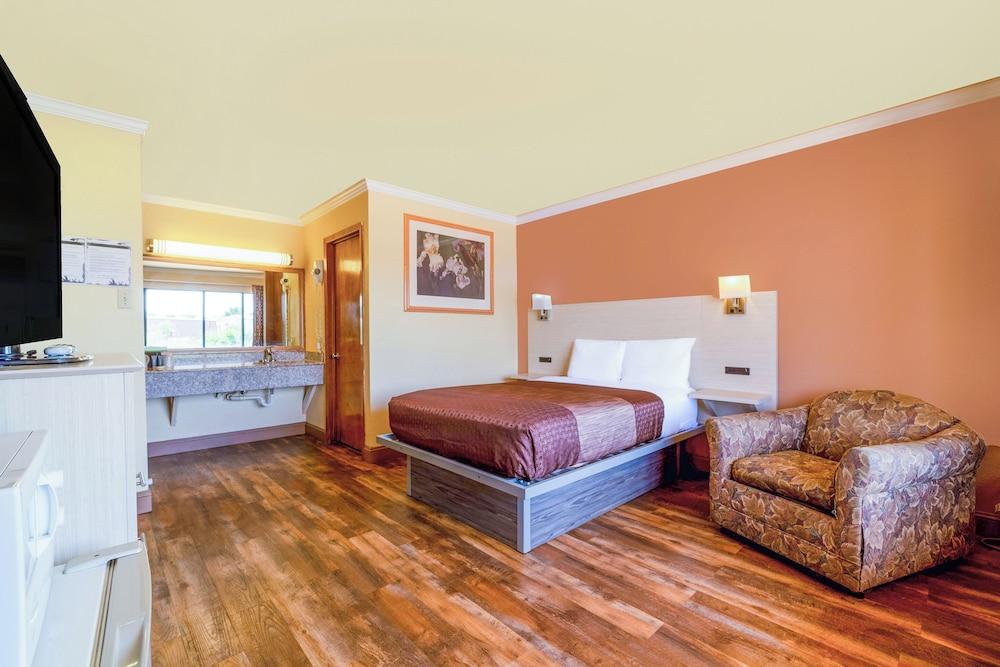 River Valley Motor Inn photo 16