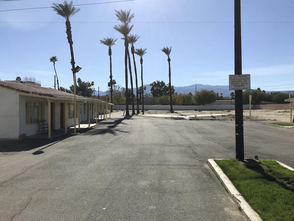 Ruta Motel photo 21