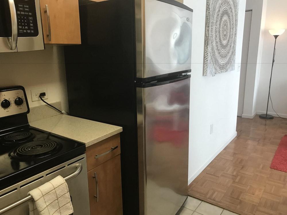 Downtown Luxury Suites photo 22