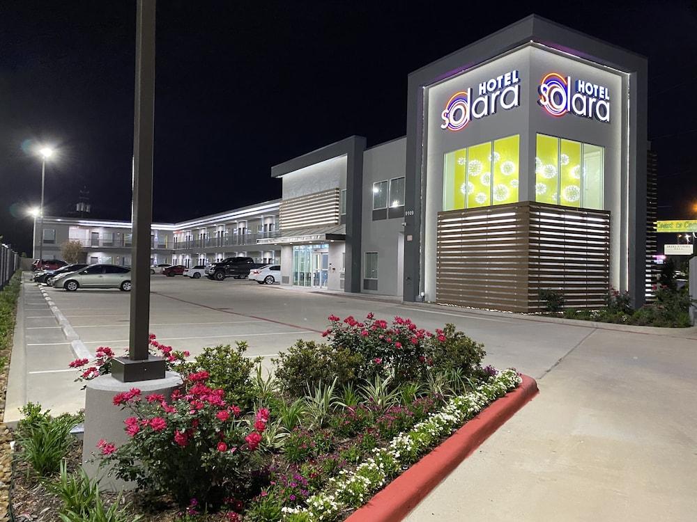 Hotel Solara Hobby Airport photo 18