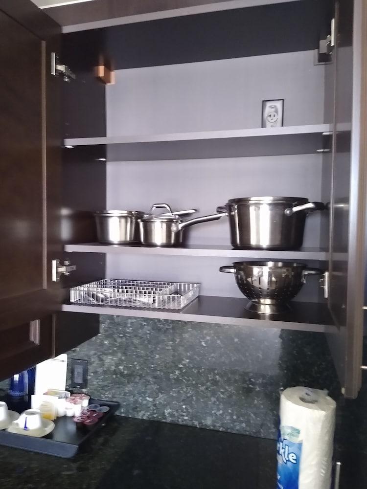 Private Residences at the Atlantic Resort and Spa photo 30