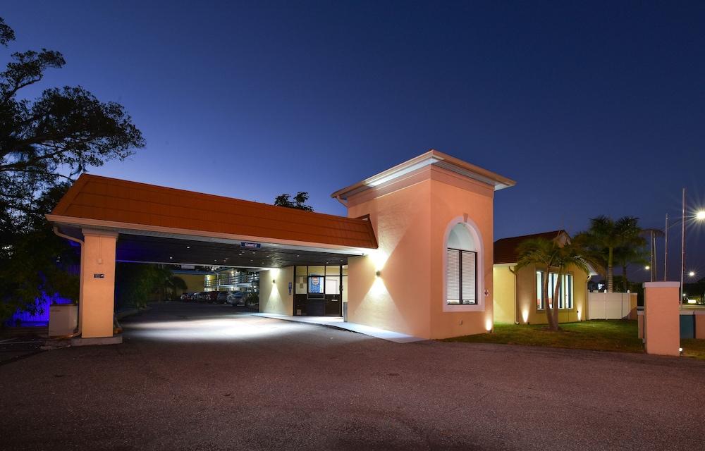 Golden Host Resort - Sarasota photo 46