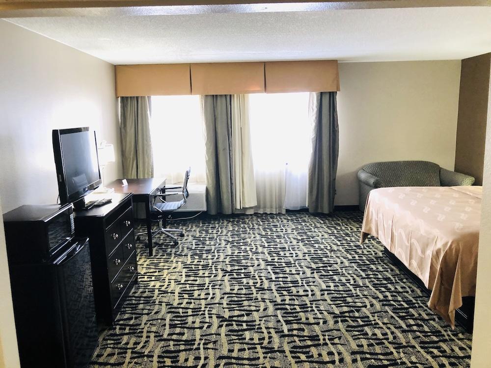 Quality Inn Rochester West photo 10