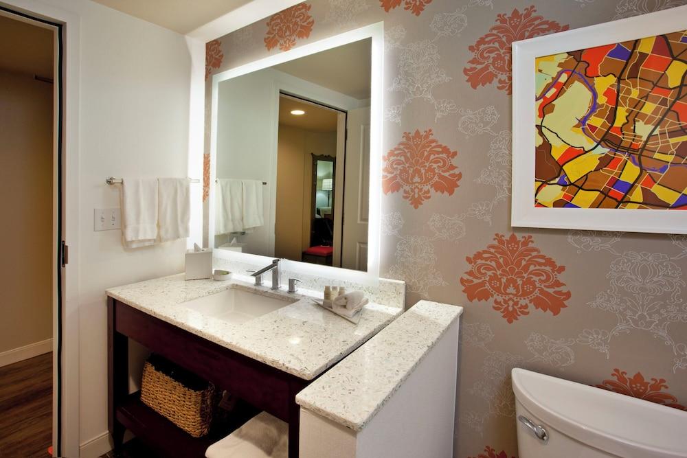 Hotel Indigo Austin Downtown - University by IHG photo 9