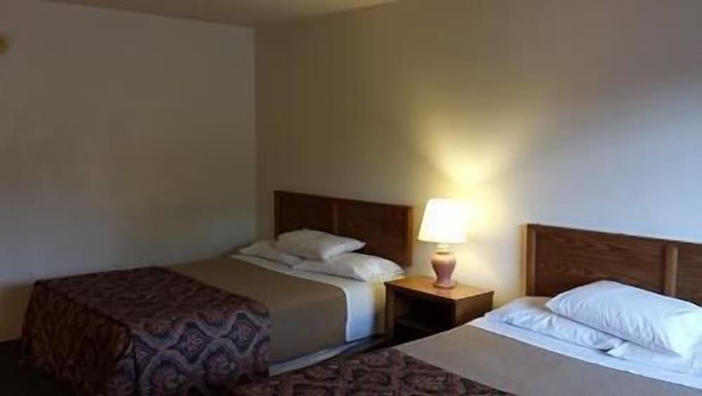 Olympia Motel photo 7