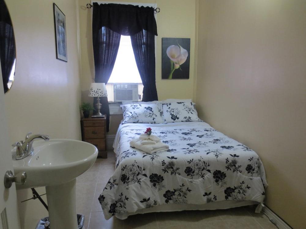 Neptune Hotel photo 11