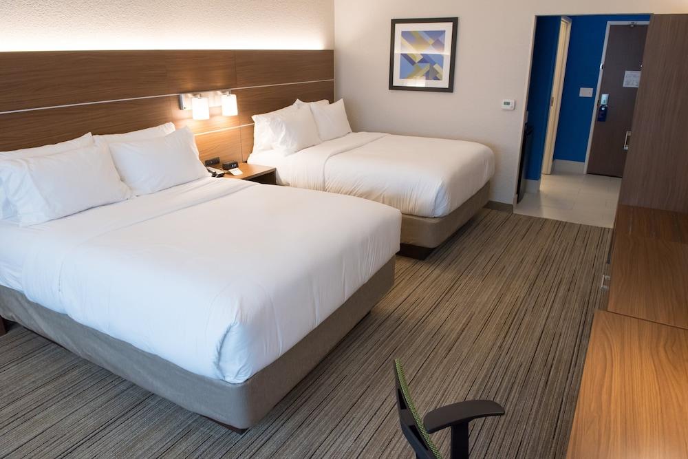 Holiday Inn Express Hotel & Suites Goshen by IHG photo 11