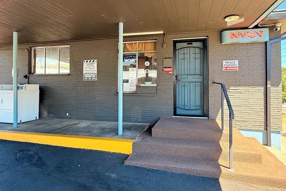 Budget Motel photo 3
