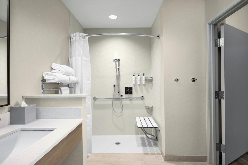 Fairfield Inn & Suites Livermore photo 2