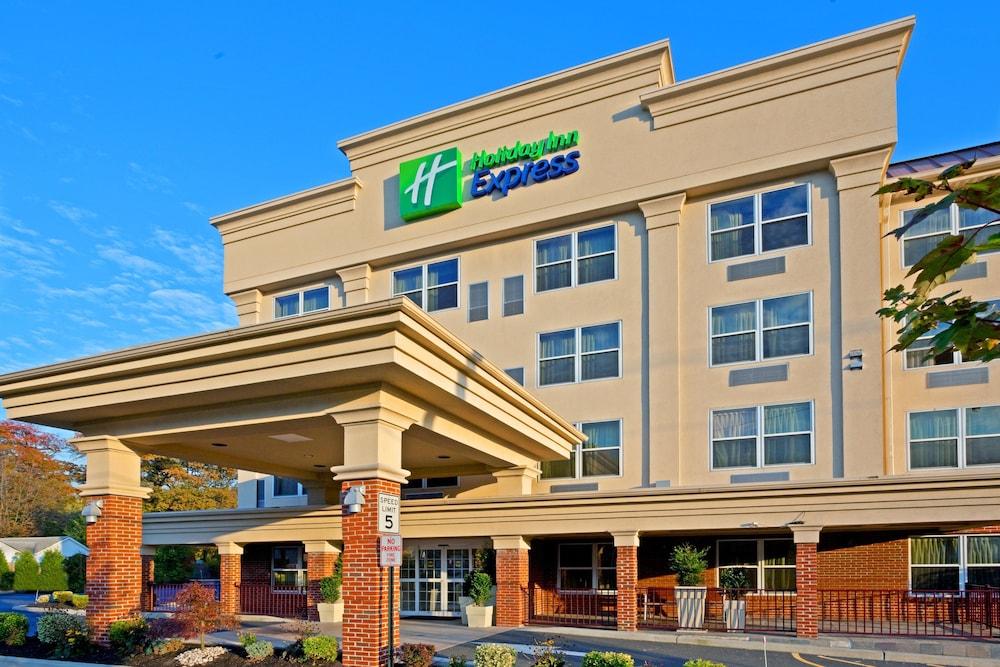 Holiday Inn Express Woodbridge by IHG photo 29