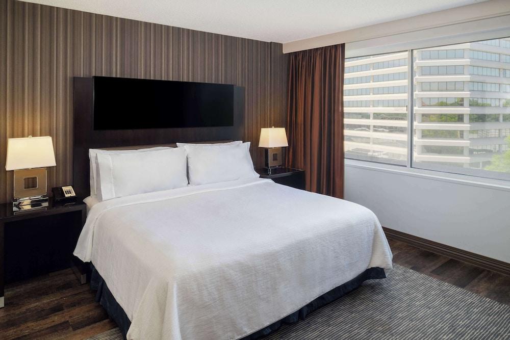 Embassy Suites by Hilton Washington DC Chevy Chase Pavilion photo 16