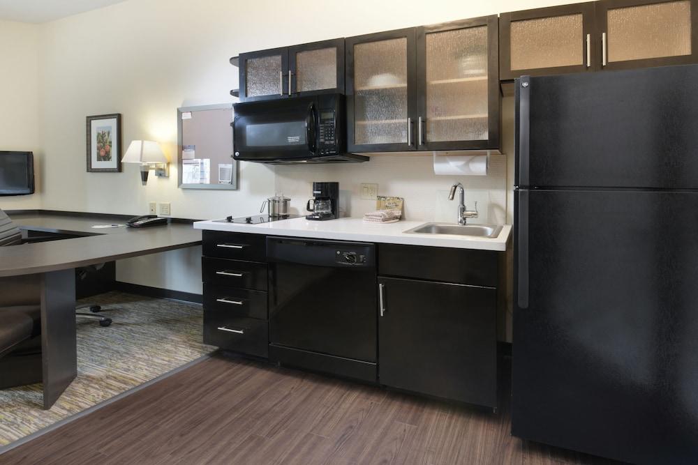 Candlewood Suites Odessa by IHG photo 14