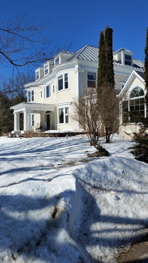 Hillholm Estate photo 35
