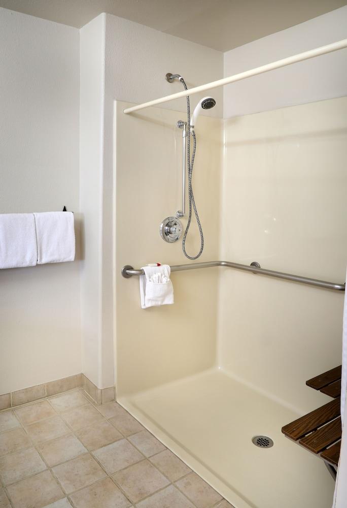Days Inn & Suites by Wyndham Llano photo 33