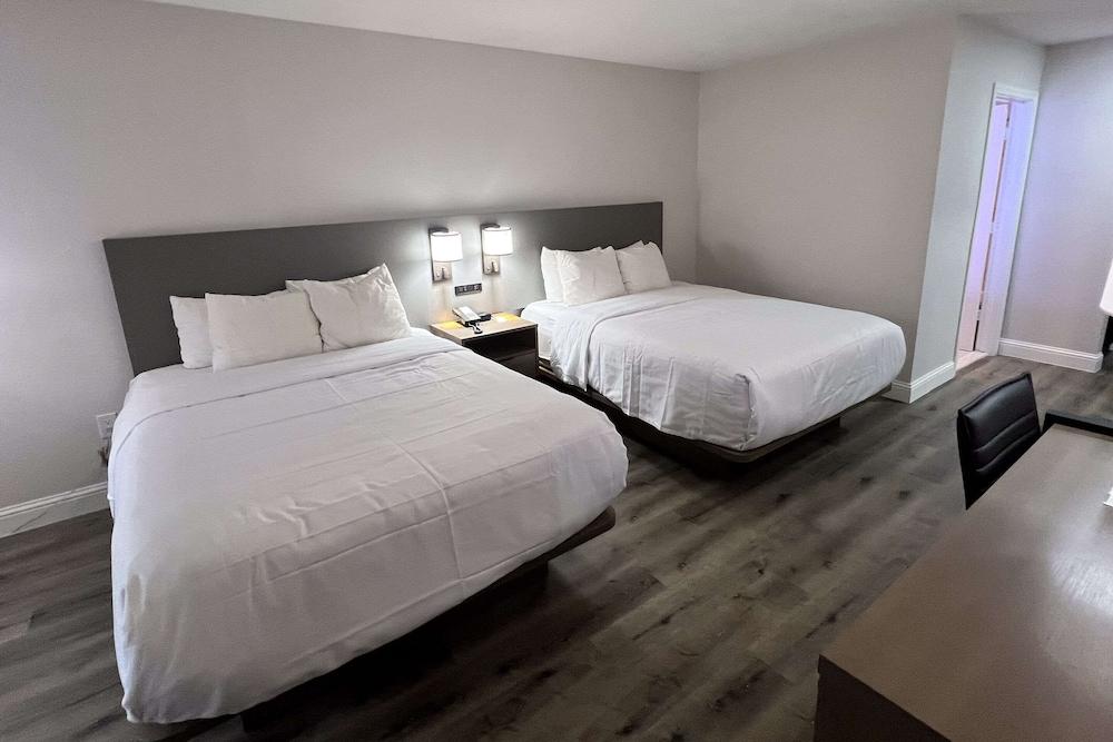 Comfort Inn & Suites Houston Key-Katy photo 13