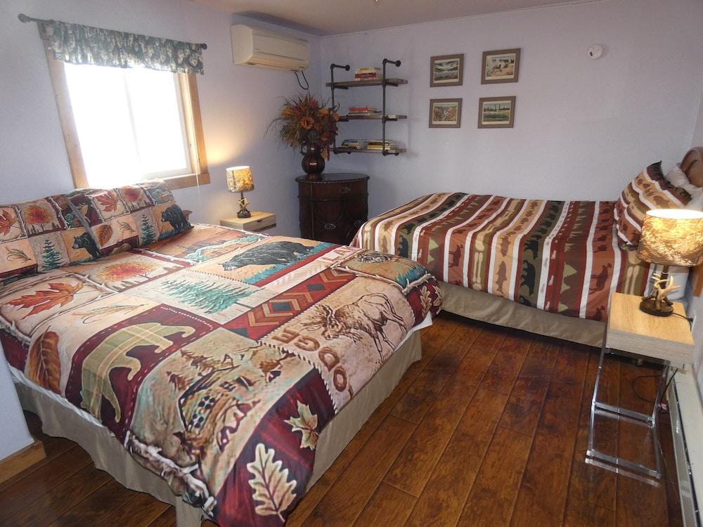 Yellowstone Motel - Adults Only photo 69