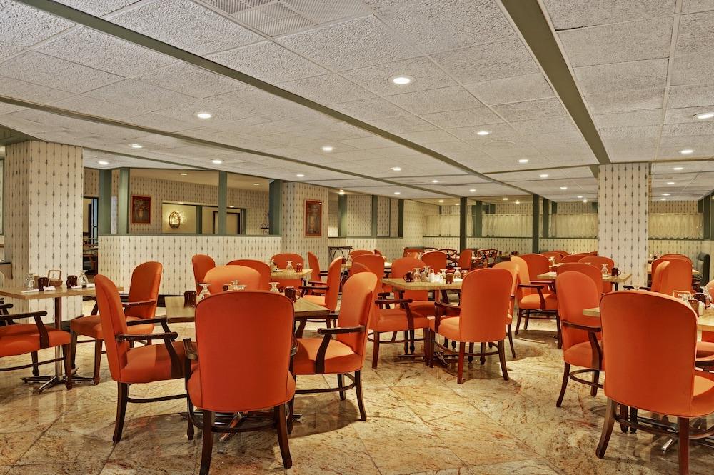 Congress Plaza Hotel photo 61