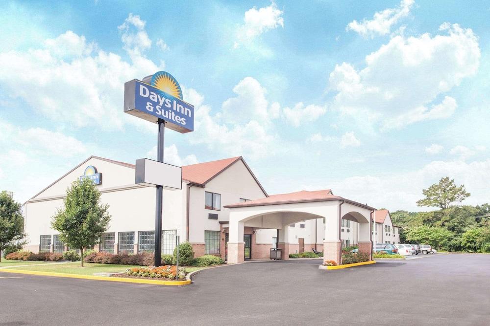 Days Inn & Suites by Wyndham Seaford — hotel in Seaford