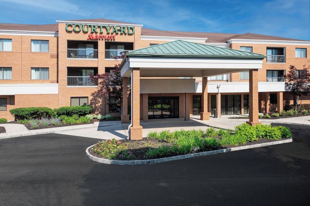 Courtyard by Marriott West Orange photo 38